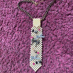 Betsey johnson pearl tie necklace